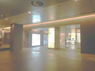 日本生命札幌ビル地下１階入口
